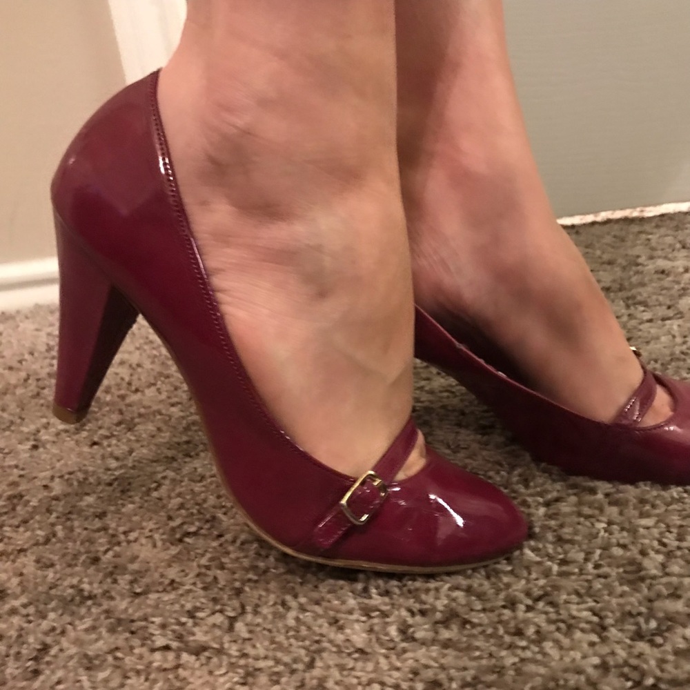 FIONI Heels